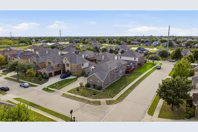 7311 Padilla, Grand Prairie, TX 75054 - Photo 3