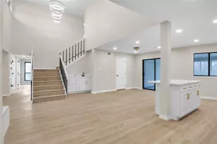 600 Flintridge Ct, Irving, TX 75038 - Photo 3