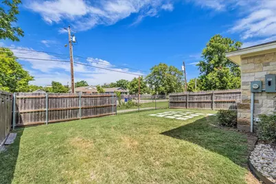 2225 S 2nd Street, Waco, TX 76706 - Photo 19