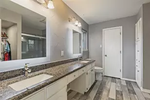 900 Stonelake Dr, Cleburne, TX 76033 - Photo 15