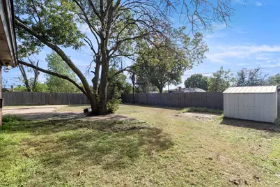 900 Stonelake Drive, Cleburne, TX 76033 - Photo 27