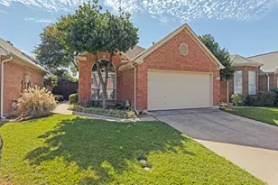 2206 Jasmine Ln, Garland, TX 75044 - Photo 1