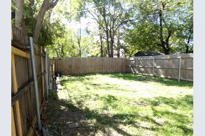 902 Centre Street, Dallas, TX 75208 - Photo 13