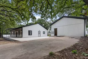 180 Garnet Rd, Springtown, TX 76082 - Photo 1