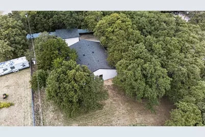 180 Garnet Road, Springtown, TX 76082 - Photo 19