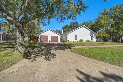 301 N Preston Street, Ennis, TX 75119 - Photo 27