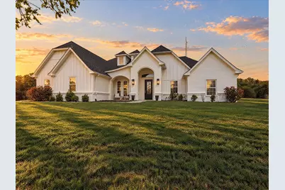 104 Silver Lakes Drive, Sunset, TX 76270 - Photo 1