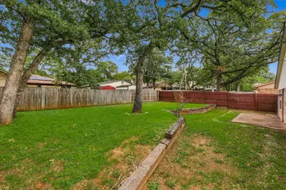 4801 Crest Drive, Arlington, TX 76017 - Photo 35