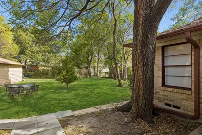 9507 Ash Creek Drive, Dallas, TX 75228 - Photo 17