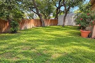 345 W Clinton St, Dublin, TX 76446 - Photo 11