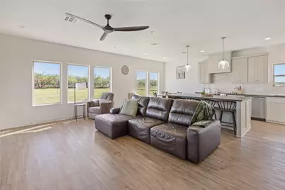 226 Stillmeadow Way, Whitney, TX 76692 - Photo 5