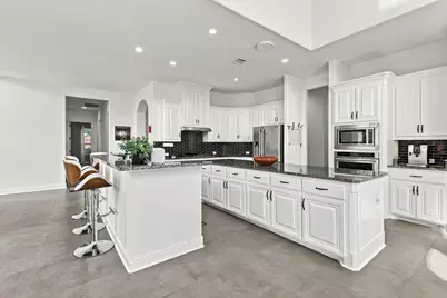 6301 Napoli Circle, Flower Mound, TX 75077 - Photo 9