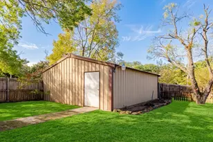 409 Crestwood Dr, Eastland, TX 76448 - Photo 35