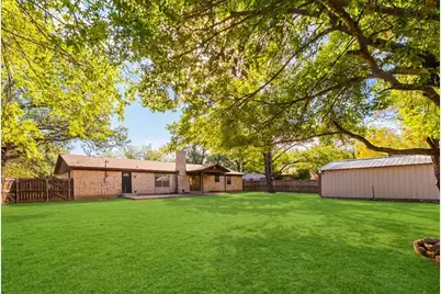 409 Crestwood Drive, Eastland, TX 76448 - Photo 33