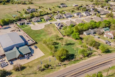 453 S 2nd Street, Krum, TX 76249 - Photo 15