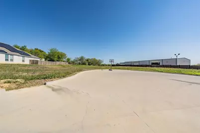 453 S 2nd Street, Krum, TX 76249 - Photo 37