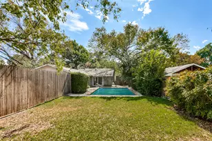 12515 Cedar Bend Dr, Dallas, TX 75244 - Photo 11