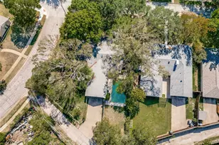 12515 Cedar Bend Dr, Dallas, TX 75244 - Photo 13