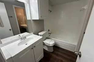 2119 Park Willow Ln, Arlington, TX 76011 - Photo 9