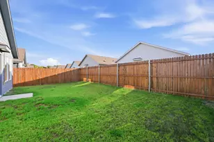 213 Poplar Pl, Wilmer, TX 75172 - Photo 15