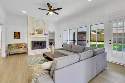 714 Highview Lane, Grapevine, TX 76051 - Photo 11