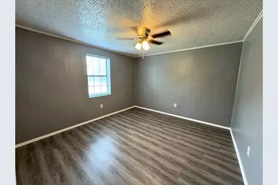 1601 Voirin Road, Irving, TX 75061 - Photo 7