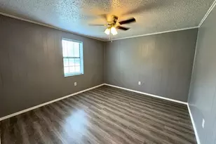 1601 Voirin Rd, Irving, TX 75061 - Photo 7