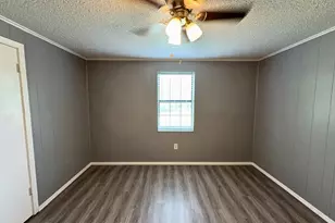 1601 Voirin Rd, Irving, TX 75061 - Photo 11
