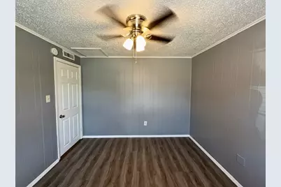 1601 Voirin Road, Irving, TX 75061 - Photo 17