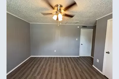 1601 Voirin Road, Irving, TX 75061 - Photo 9