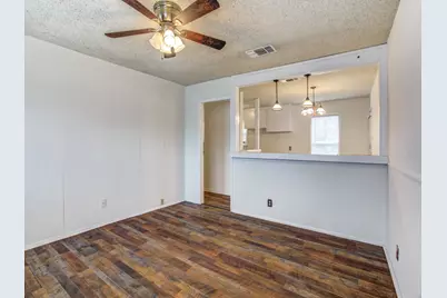 533 NW Lorna Street, Burleson, TX 76028 - Photo 7