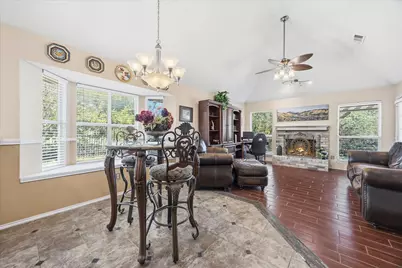 6412 Bluebonnet Drive, Rowlett, TX 75089 - Photo 9
