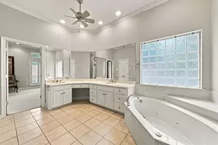 7918 Old McGregor Rd, Woodway, TX 76712 - Photo 23