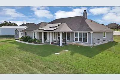 1039 Northern Oaks Court, Springtown, TX 76082 - Photo 35