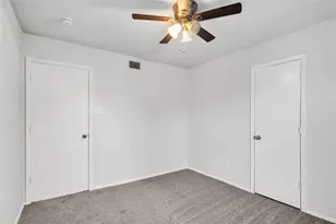 1714 Granada Dr, Arlington, TX 76014 - Photo 19