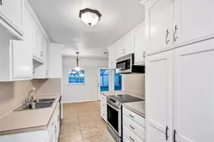 1714 Granada Dr, Arlington, TX 76014 - Photo 5