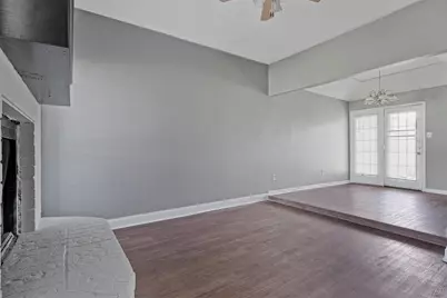 810 Custer Street, Arlington, TX 76014 - Photo 5