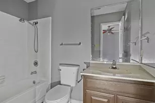 810 Custer St, Arlington, TX 76014 - Photo 17