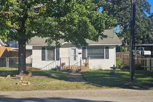 4117 Parrish Rd, Haltom City, TX 76117 - Photo 1