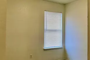 3936 Scarsdale Ln, Dallas, TX 75227 - Photo 13