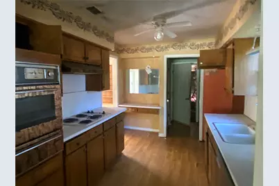 308 Valleyglen Drive, DeSoto, TX 75115 - Photo 7