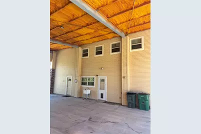 504 Balboa Drive E, Runaway Bay, TX 76426 - Photo 7