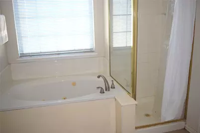 5709 Christy Lane, Haltom City, TX 76137 - Photo 13