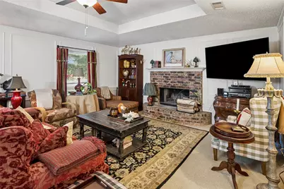 3913 Nancy Jane Circle, Rowlett, TX 75088 - Photo 5