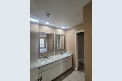 2418 Sherry Street, Arlington, TX 76014 - Photo 9