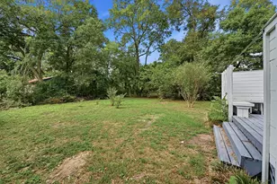 714 E 9th St, Bonham, TX 75418 - Photo 27