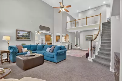 204 Castle Hill Drive, Burleson, TX 76028 - Photo 15