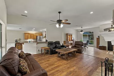 502 Three Skillet Road, Springtown, TX 76082 - Photo 15