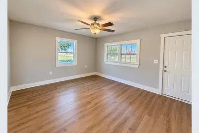 401 N Frontage Road, Valley View, TX 76272 - Photo 3