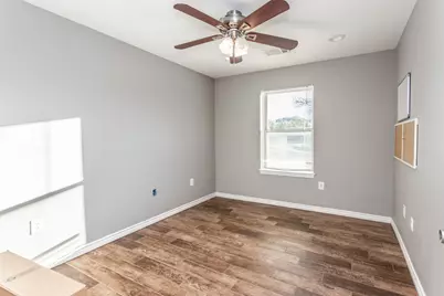 9963 Us-377, Collinsville, TX 76233 - Photo 33